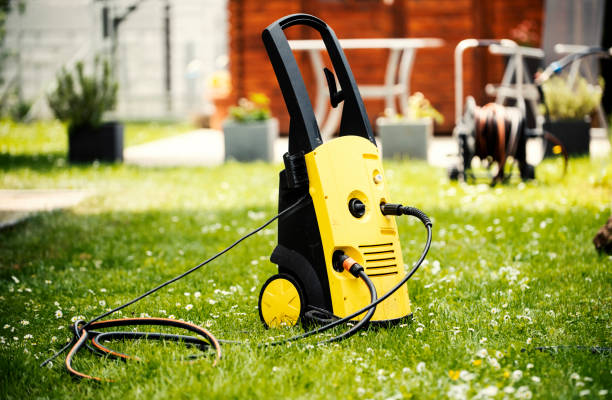 Professional  Pressure Washing Services in North Lakeville, MA